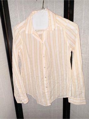Abercrombie & Fitch White Shirt with Pale Yellow Stripes lightweight